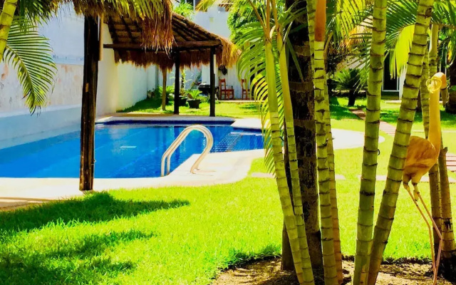 19 Pax 2 Connected Pool Villas