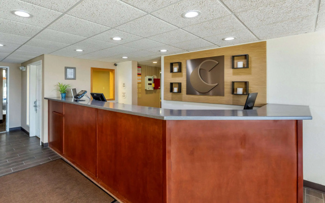 Comfort Inn & Suites Jackson - West Bend