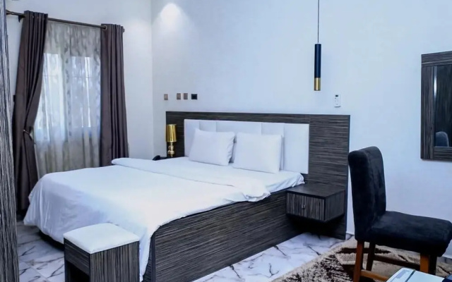 Tofana Hotel and Suites Mabushi