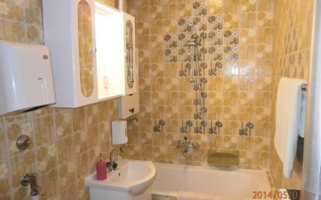 Highland Apartment