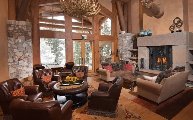 Ski In/out Lodge With Private Lifts, 2br 2ba Next To Golf 2 Bedroom Condo by RedAwning