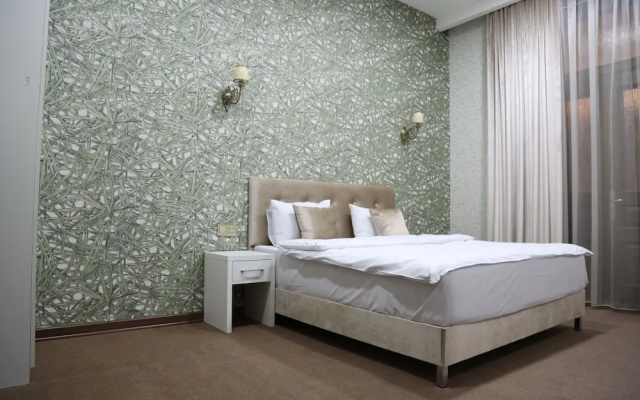 Nizami Apartment