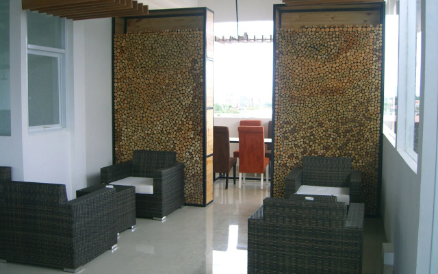 Dragon Inn Kendari