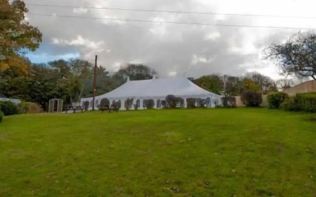 Gomersal Lodge Hotel