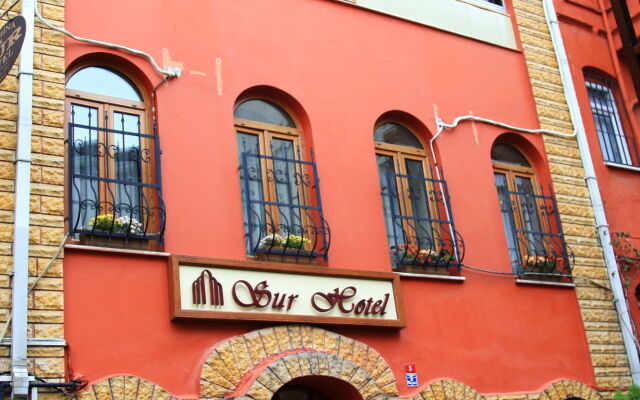 Sur Hotel Sultanahmet вид на фасад