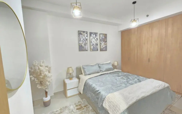 Luxury Boulevard 2Bhk