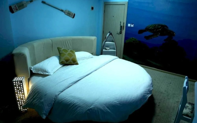 Kunming Lang Mei Youth Hotel