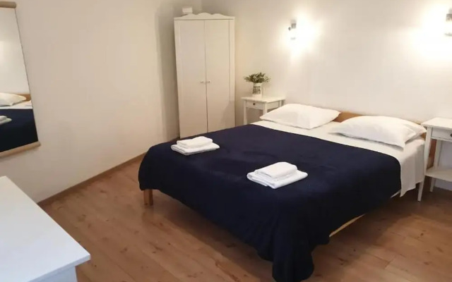 Golden B&B