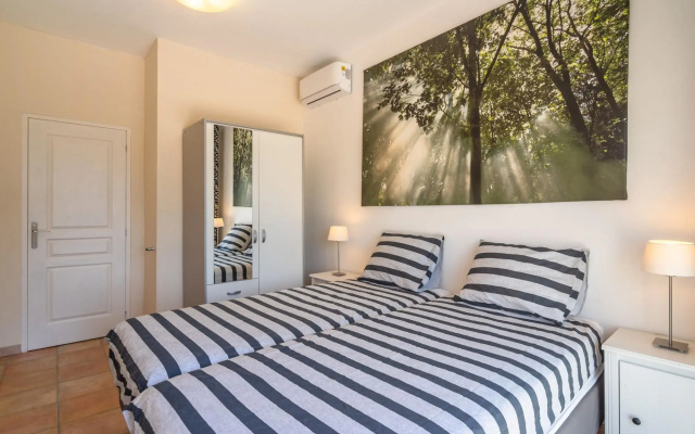 Luxury Villa with Private Swimming Pool in Escales