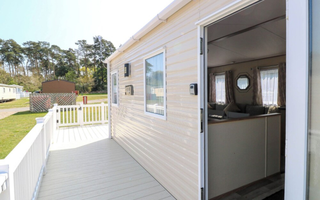Oakley Retreat