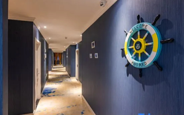 Holiday Inn