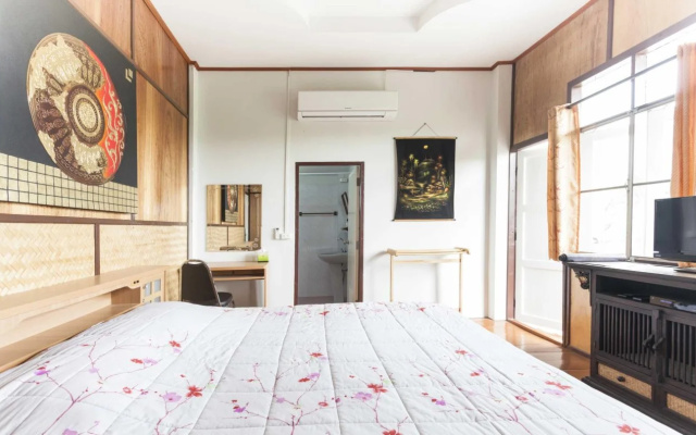 Lhas Place Homestay & Guesthouse