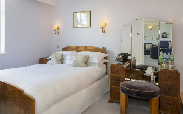 Burgh Island Hotel
