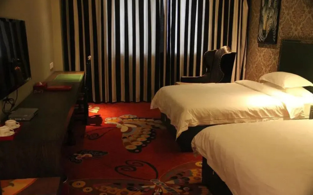 Zhengzhou Auchan International Hotel