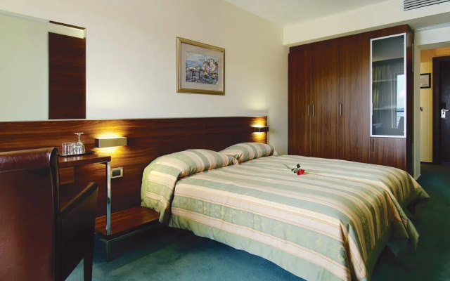 Hotel Mirta