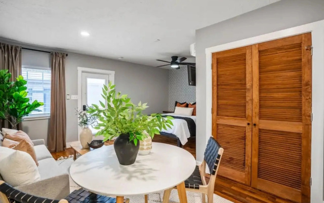Quiet Studio Minutes From Downtown Houston