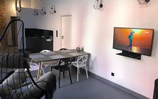 LivingRoom 4A