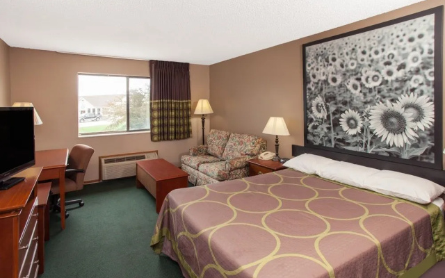 Super 8 Anamosa IA