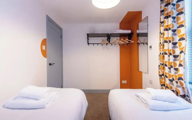 Harcourt Apartments