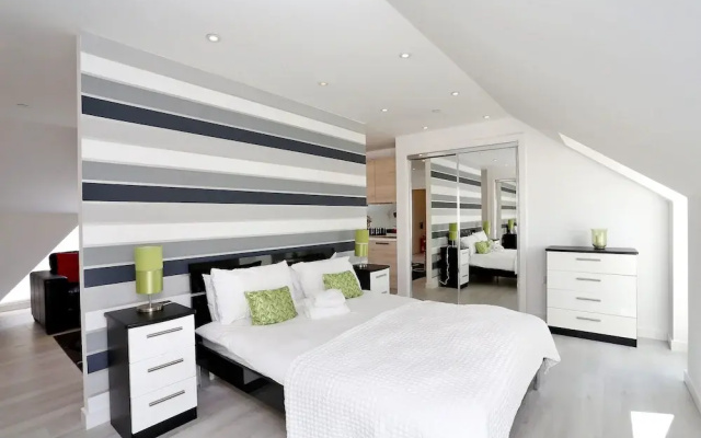Amazing Aberdeen Home Close to the City Centre