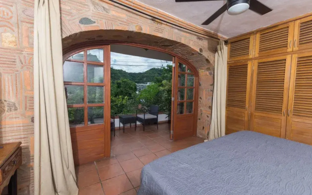 Charming 2BR Romantic Zone Private Pool