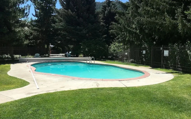 Sun Valley Condo 123