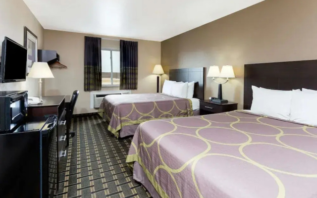 Super 8 Springfield East