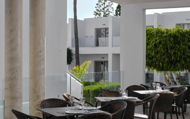 Курортный Отель Panthea Resort