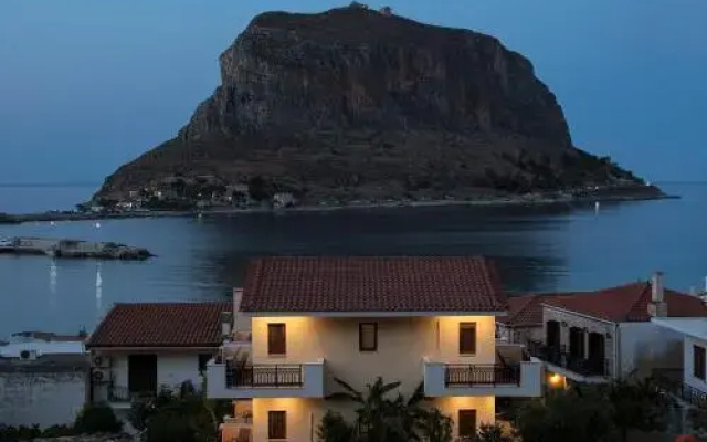 Guest House 4 Stars Gefira