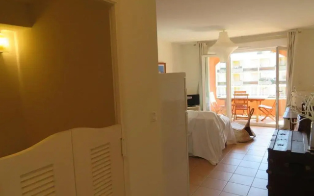 Appartement Bormes-les-Mimosas, 2 pièces, 5 personnes - FR-1-610-12