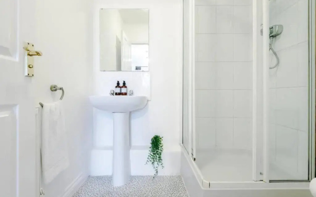 Paladine Place Serviced Apartment Coventry