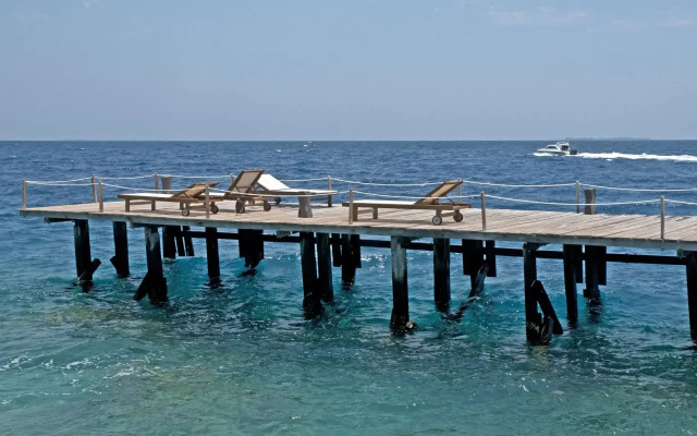Kura Kura Resort