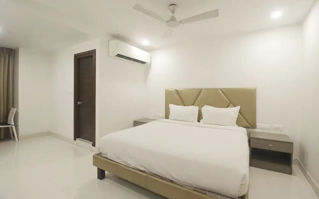 Hotel Ssr Grand