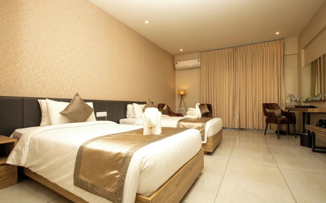 VRR Hotel's And Convention Centre