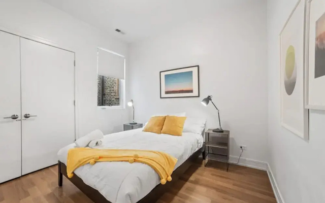 4 Bedroom Condo in Ukranian