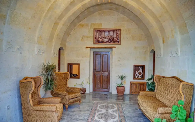 House 1938 Special Cave Hotel