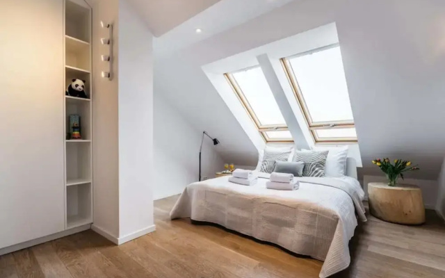 Penthouse Skyline by Loft Affair
