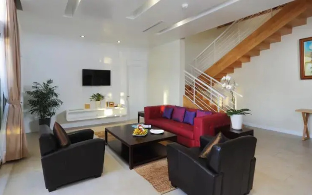 The Cliff Bay Villas