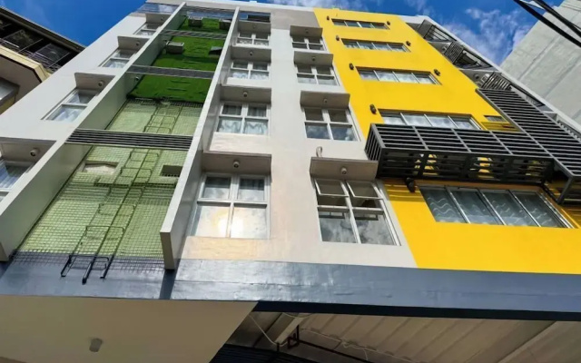 Almond Suites Cebu powered by Cocotel