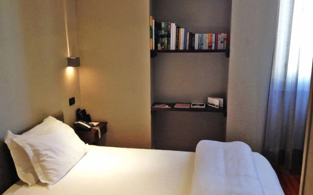 Town House 12