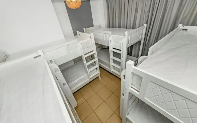 Seaside Hostels