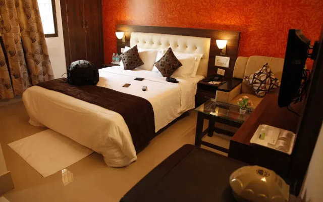 PAH Clarista Hotel