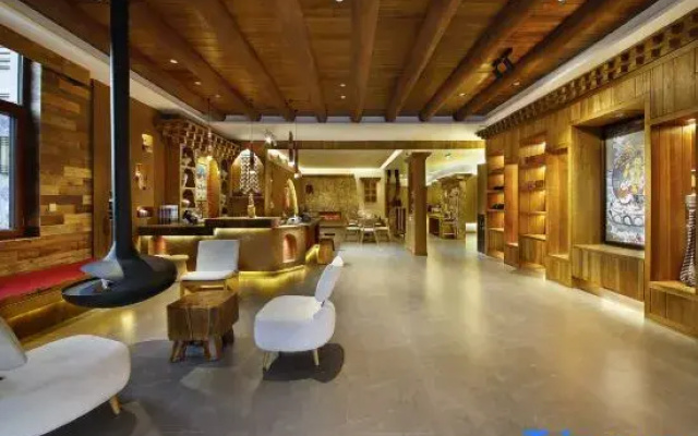 Yunshan Four Seasons Homestay (Huanglong Jiuzhai High-Speed Railway Station)