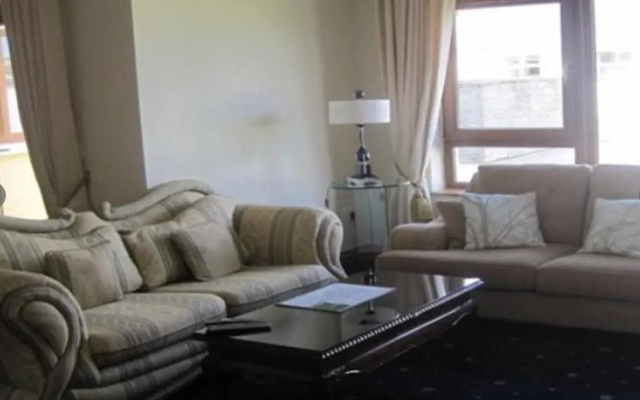 Killarney House