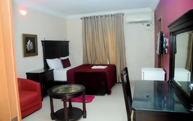 Emperor's PLace Luxury Room