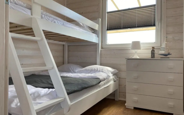 Holiday Homes Close to the Seaside Beach