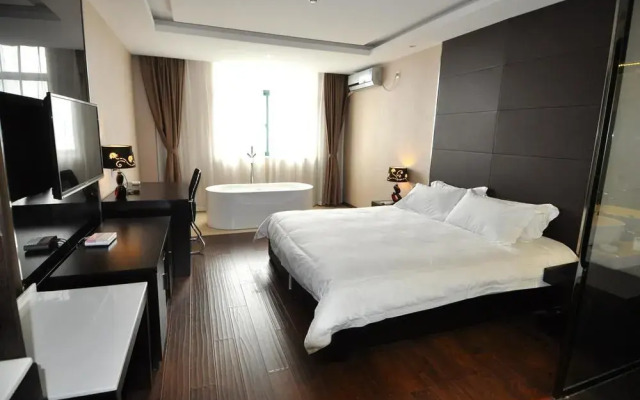 Pudong No.1 Hotel
