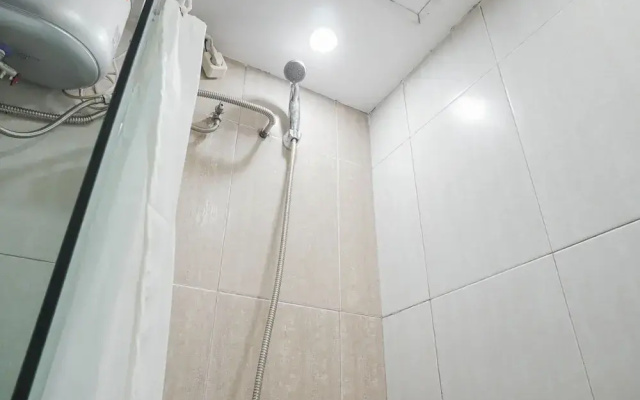 Comfort and Cozy Studio at MT Haryono Square Apartment