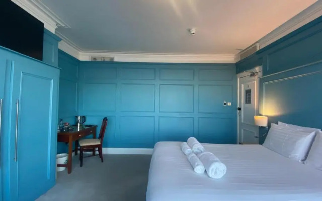 Fairhaven Hotel