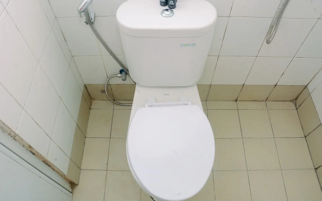 Comfortable 2BR Bassura City Apartment near Bassura Mall